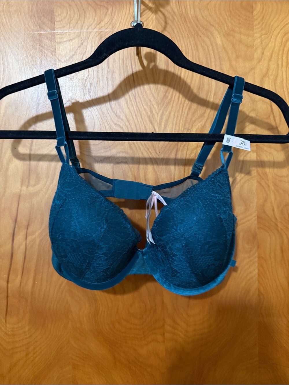 Victoria's Secret sexy tee Lacie lightly lined Demi Lace Underwire Bra 38c NWT